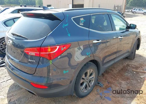 2016 Hyundai Santa Fe Sport 2.4L z USA, uszkodzony, nr VIN 5XYZU3LB8GG328720